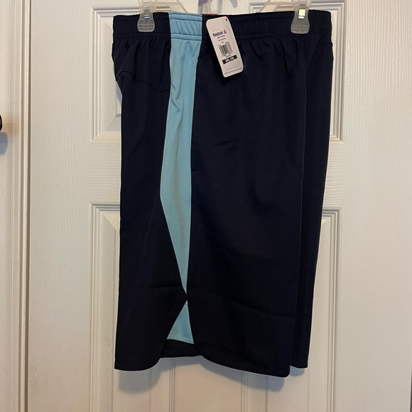 NWT🔖Reebok Boys👦Game Shorts 🩳, Sizes XXL 18 - Picture 2 of 7